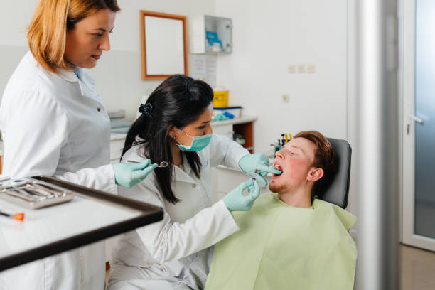 Best Weekend Emergency Dentist in Dorneyville, PA